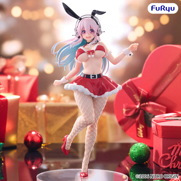 Super Sonico Santa Bicute Bunnies Figure